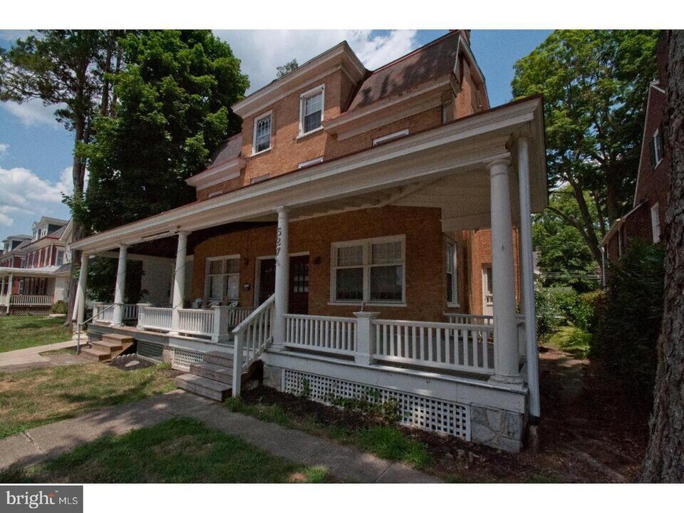527 S High St in West Chester, PA - Building Photo