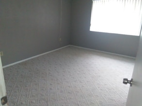 1577 Greenlea Dr in Clearwater, FL - Foto de edificio - Building Photo