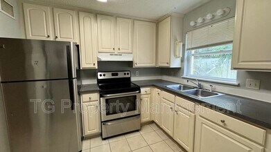 209 7th St S in Jacksonville Beach, FL - Building Photo - Building Photo