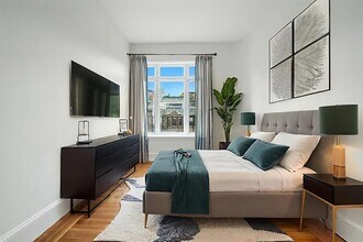 388 Marlborough St, Unit 5 in Boston, MA - Building Photo - Building Photo