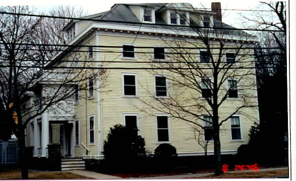 43-45 High St in Newburyport, MA - Building Photo