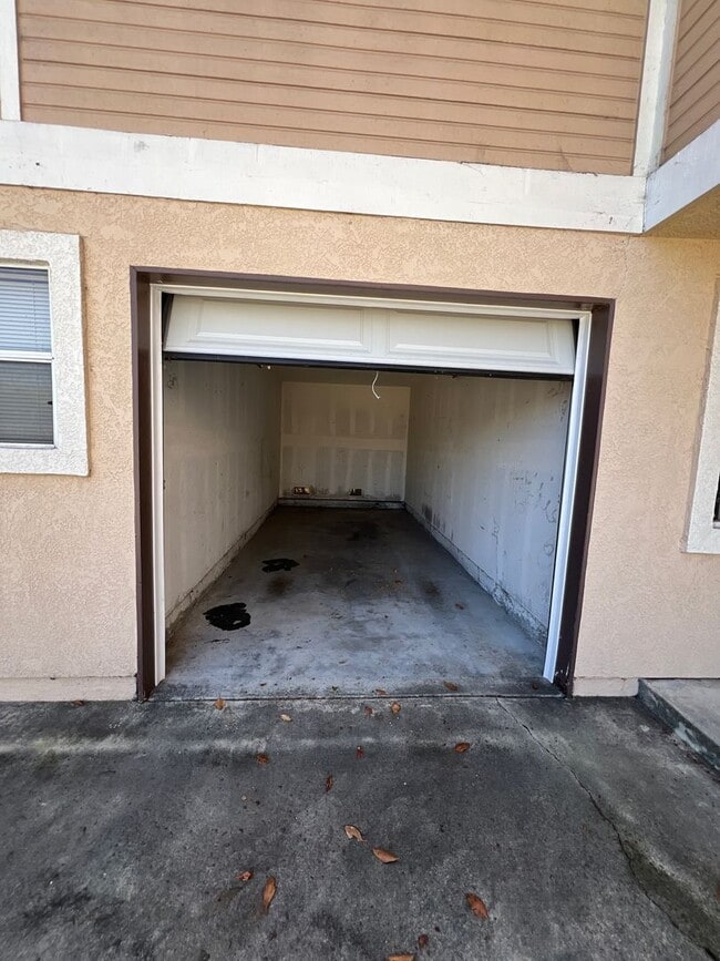 702 Jay Cir in Huntington Beach, CA - Building Photo - Building Photo