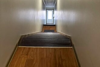 300 Broadway St in Martin, TN - Building Photo - Building Photo