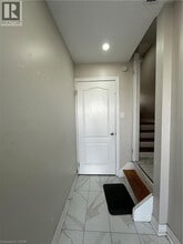 7255 Dooley Dr in Mississauga, ON - Building Photo - Building Photo