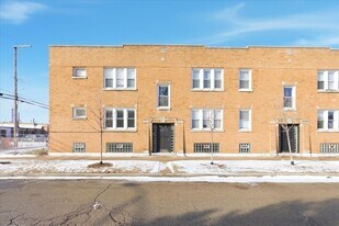 3214 N Linder Ave in Chicago, IL - Building Photo