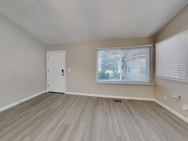 4109 S Lewiston Cir in Aurora, CO - Building Photo - Building Photo