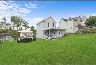 2935 Devlin St in Pittsburgh, PA - Building Photo - Building Photo