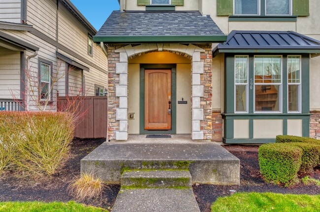 590 SW 199th Ave in Beaverton, OR - Building Photo - Building Photo