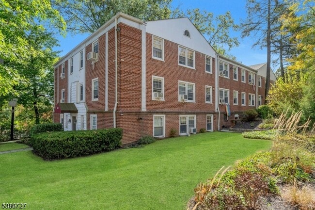 property at 44 Union St