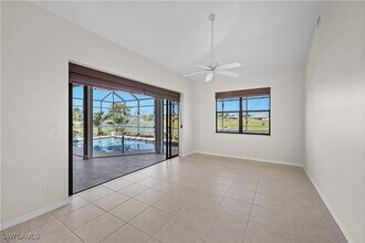 18031 Greenwood Dr in Naples, FL - Building Photo - Building Photo