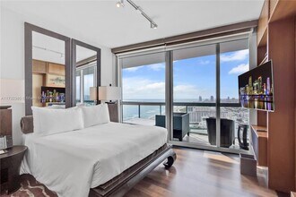 101 20th St, Unit 3206 in Miami Beach, FL - Building Photo - Building Photo