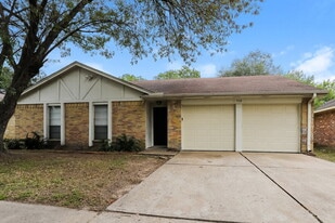 7318 Sunlight Ln in Houston, TX - Building Photo