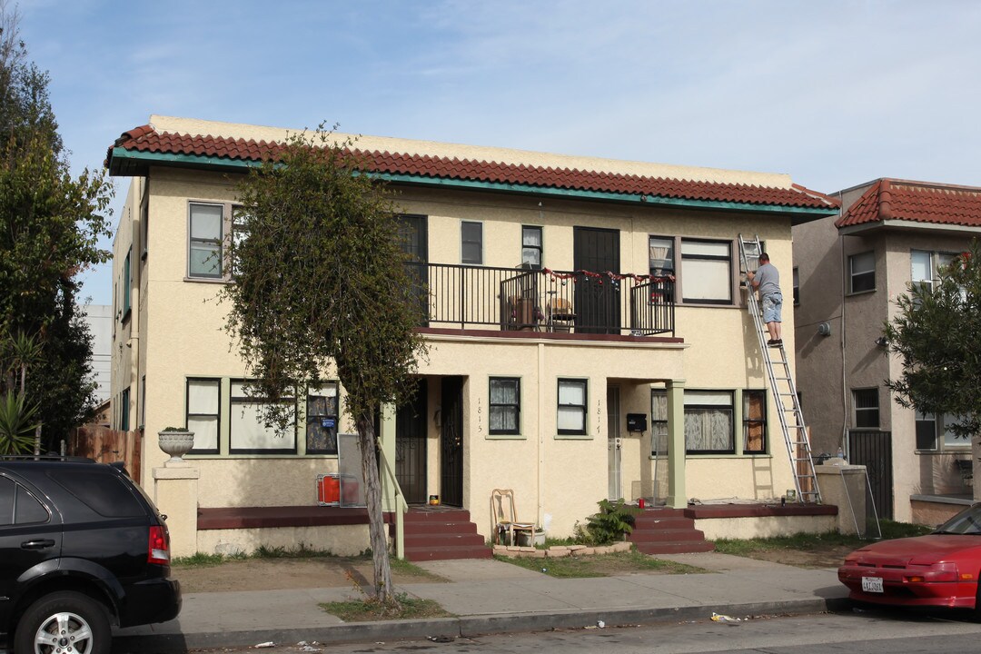 1813-1817 E 7th St in Long Beach, CA - Building Photo