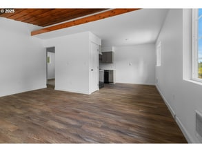 4522 Pacific Ave in Vancouver, WA - Building Photo - Building Photo