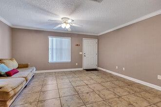 1840 Shay-Lin Ct in Niceville, FL - Building Photo - Building Photo