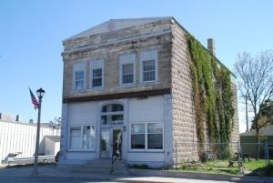 145 Main St in Sullivan, WI - Building Photo