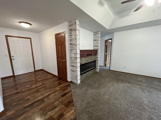 5480 S Aaron Ave in Springfield, MO - Building Photo - Building Photo