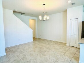 2922 Theme St in Kissimmee, FL - Building Photo - Building Photo