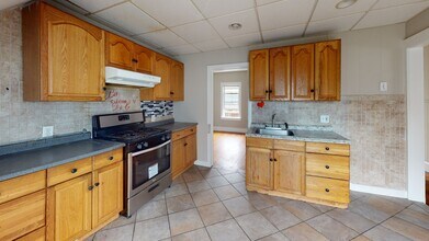 48 Plymouth St in Everett, MA - Building Photo - Building Photo