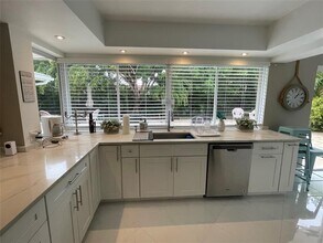 2050 NE 62nd St in Fort Lauderdale, FL - Building Photo - Building Photo