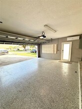 9750 SW 219th St in Cutler Bay, FL - Building Photo - Building Photo