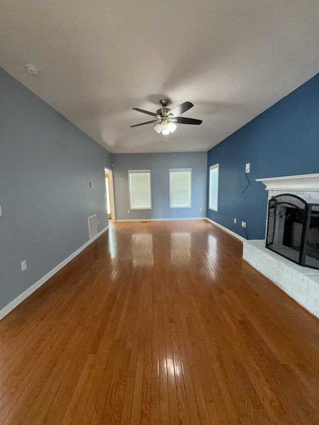 151 Bayshore Dr in Sneads Ferry, NC - Building Photo - Building Photo