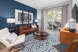 Luxe at 1820 in Tampa, FL - Building Photo - Building Photo