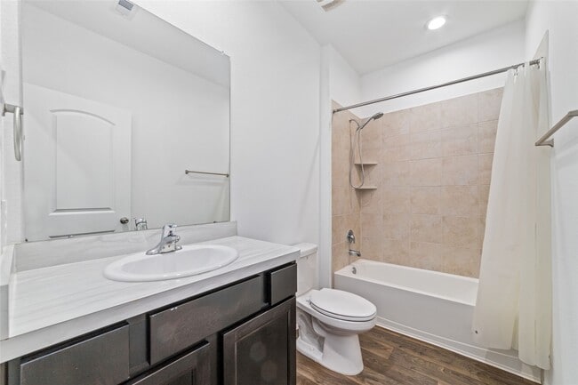 5127 Radiant Dawn Dr