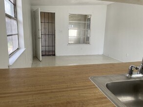 8154 St Andrew Ln in El Paso, TX - Foto de edificio - Building Photo