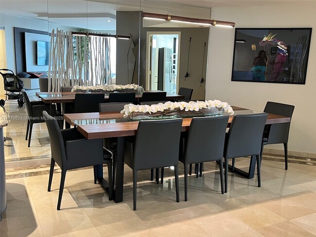 2800 Island Blvd in Aventura, FL - Building Photo - Building Photo