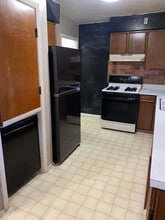 33 Ballantyne Rd in Rochester, NY - Building Photo - Building Photo