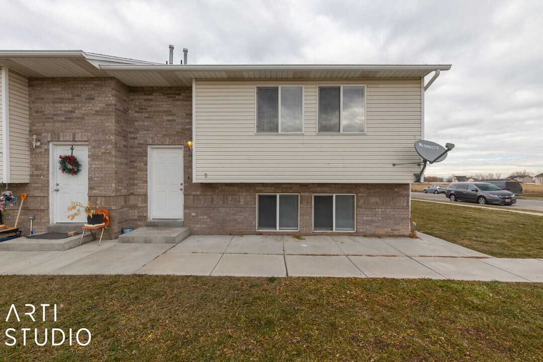 1665 W 150 N in Tremonton, UT - Building Photo