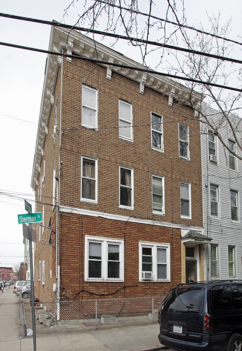 119 Sherman Ave in Jersey City, NJ - Building Photo