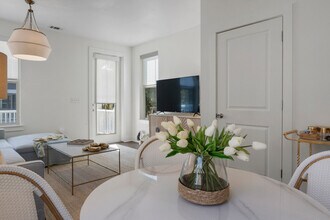 2207 Government St in Ocean Springs, MS - Building Photo - Building Photo