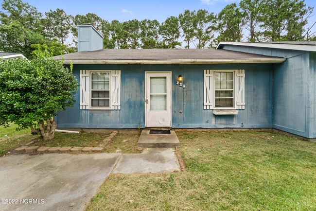 228 Cedar Crk Dr