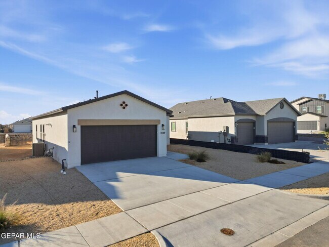 1237 Irish Summer Pl in El Paso, TX - Building Photo - Building Photo