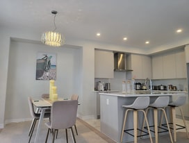 25 Jargeau Rd in Ottawa, ON - Building Photo