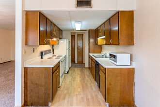 Carriage Hill in Sioux Falls, SD - Foto de edificio - Interior Photo