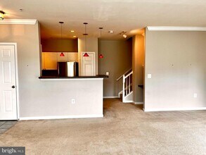 11375 Aristotle Dr-Unit -9-303 in Fairfax, VA - Building Photo - Building Photo