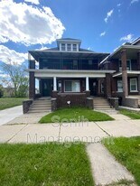 1493 W Grand Blvd in Detroit, MI - Building Photo