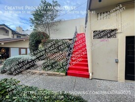 10 Mission St in Carmel By The Sea, CA - Building Photo