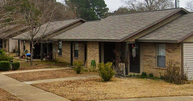 property at 231 N Main St