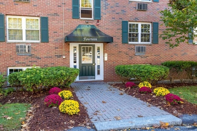 14 Wampus Ave-Unit -21 in Acton, MA - Building Photo - Building Photo
