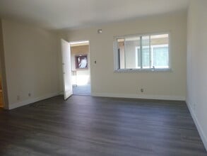 1805 8th Ave, Unit 1805 8th Avenue in Oakland, CA - Building Photo - Building Photo