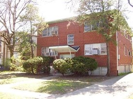 Summit Road Apartments in Cincinnati, OH - Building Photo