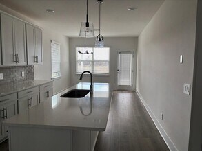 4299 Ashland City Hwy in Nashville, TN - Foto de edificio - Building Photo