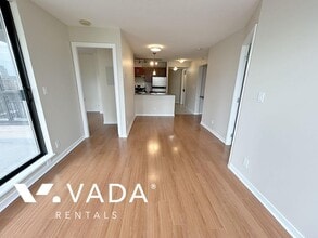 833 Agnes St in New Westminster, BC - Building Photo - Building Photo