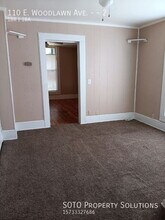 110 E Woodlawn Ave in Sikeston, MO - Building Photo - Building Photo