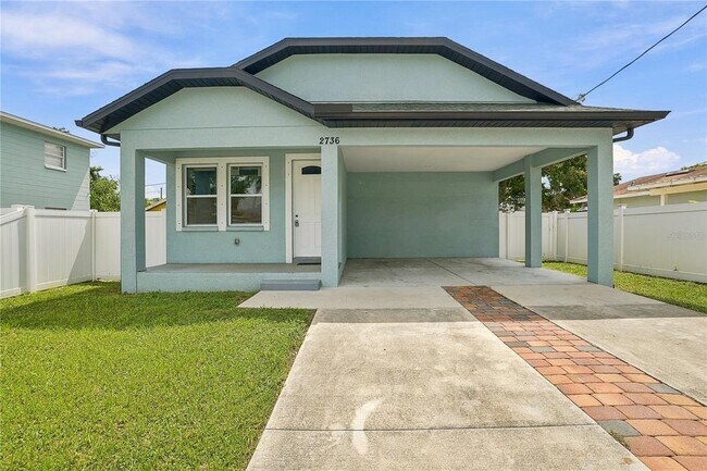 property at 2736 W Spruce St