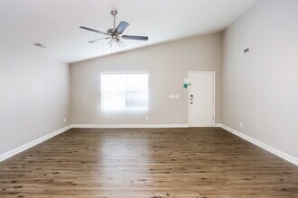 11016 Thousand Oaks Dr in Huntersville, NC - Building Photo - Building Photo